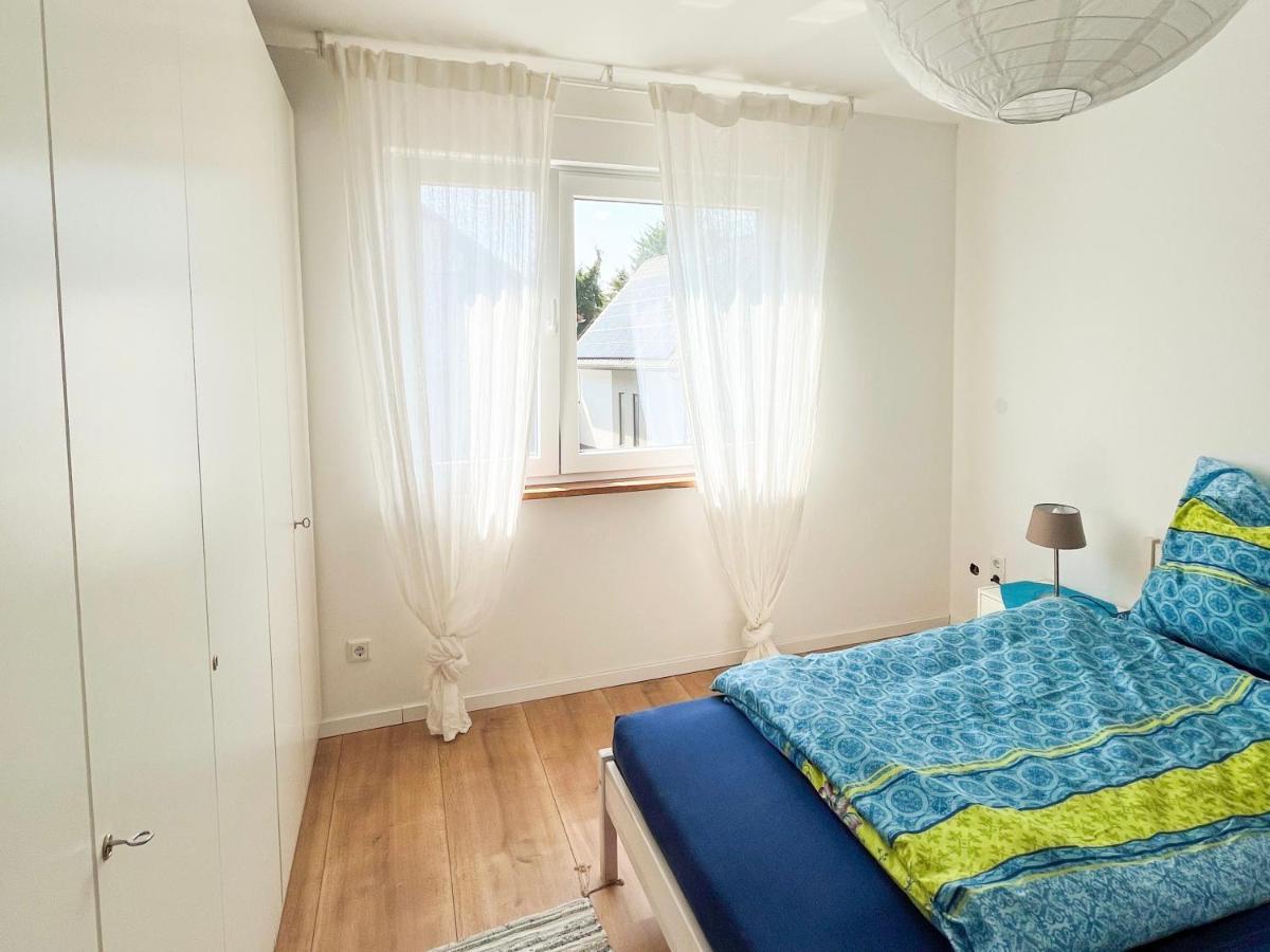 Helle Und Gemuetliche Ferienwohnung In Lorsch Esterno foto